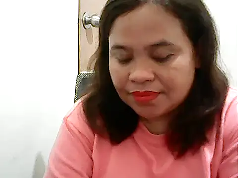 cutechubby online show from April 2026 10:33:02 AM