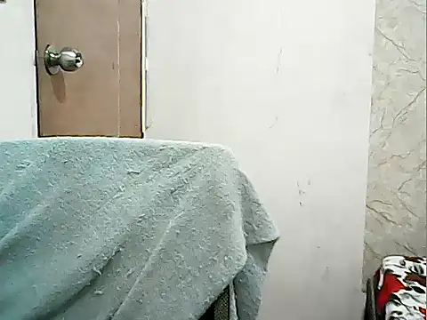 cutechubby online show from April 2026 03:00:02 AM