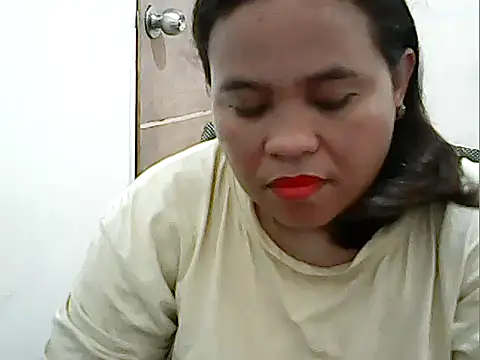 cutechubby online show from April 2026 10:33:02 AM