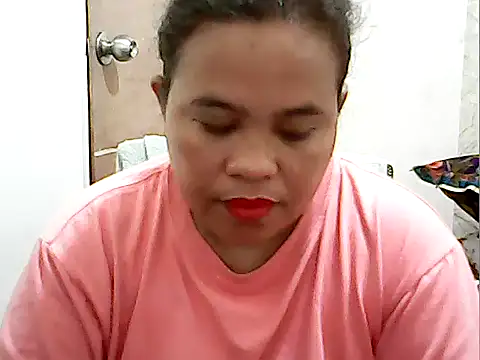 cutechubby online show from April 2026 11:33:01 PM