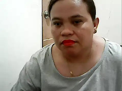cutechubby online show from April 2026 06:14:02 PM