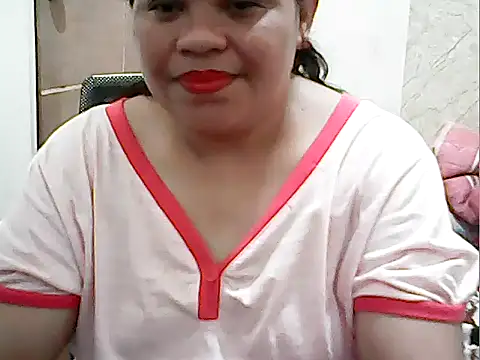 cutechubby online show from May 2026 12:09:01 PM