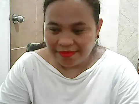cutechubby online show from May 2026 10:48:01 AM
