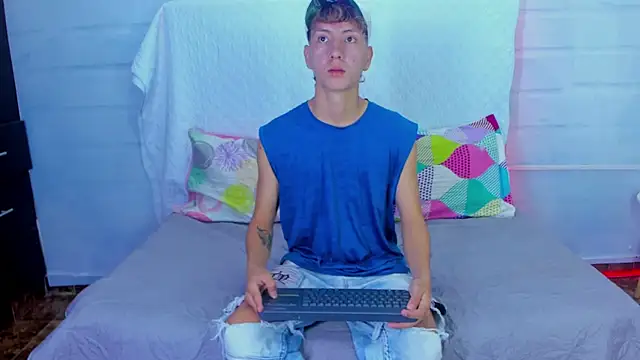 sammysex- online show from November 2025 06:24:01 AM