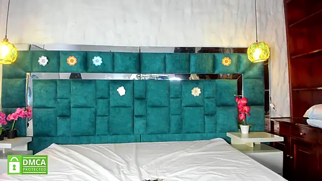  bonnyandclyde online show from January 2026 12:31:02 PM