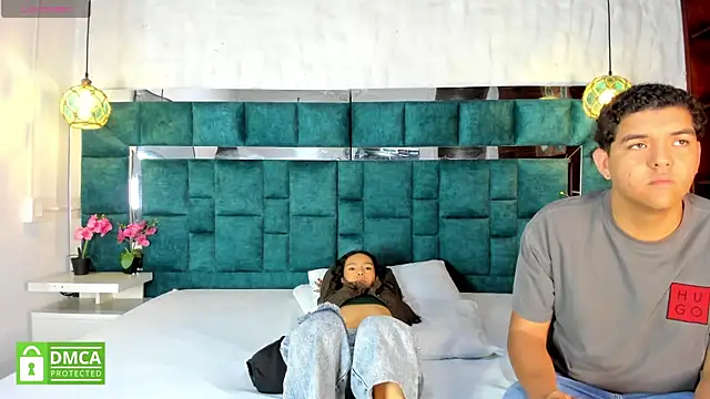  bonnyandclyde online show from February 2026 12:06:02 PM