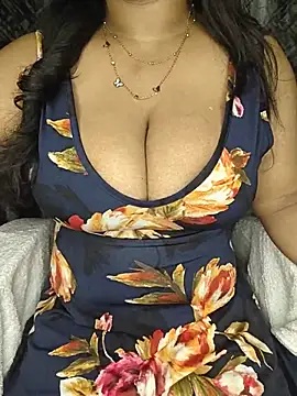 Curvy Pooja online show from June 2026 05:56:02 PM