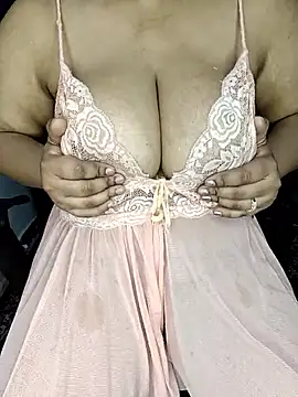 Curvy Pooja online show from April 2026 07:37:02 AM