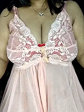 Curvy Pooja online show from April 2026 04:35:01 PM