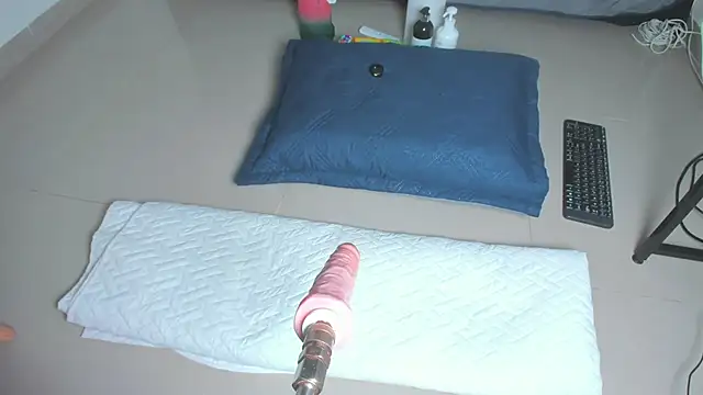 sophie 1  online show from February 2026 02:51:02 AM