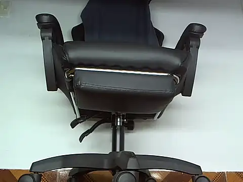 Alphacashmaster777 online show from April 2026 10:06:01 AM