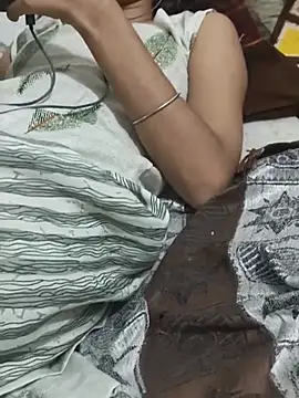 Snapshot of anjli_22 chatting on July 2026 10:04:02 AM anjli 22 online show from July 2026 10:04:02 AM