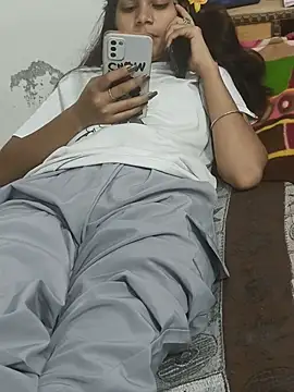 Snapshot of anjli_22 chatting on July 2026 10:10:01 PM anjli 22 online show from July 2026 10:10:01 PM
