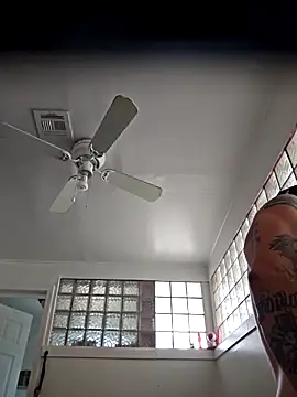 azrider480 online show from March 2026 06:42:01 PM