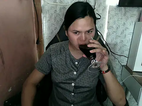 urSweetheart online show from February 2026 12:53:01 AM