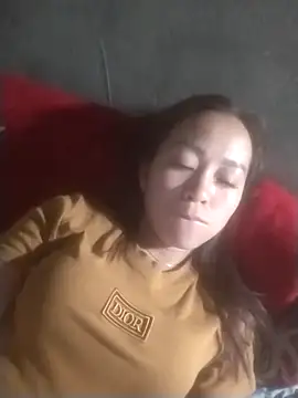 tieutam122 online show from February 2026 11:14:02 PM