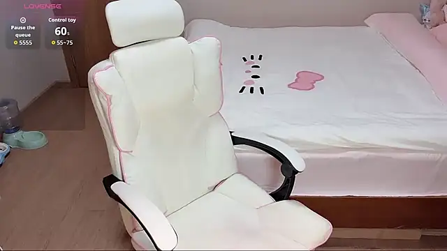 Xiner1177 online show from April 2026 01:29:02 AM