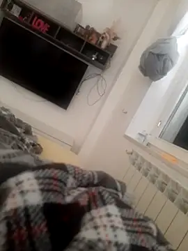 Vampiro83zz online show from April 2026 01:59:02 PM