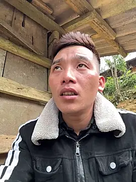 sanu551 online show from December 2025 04:15:01 AM