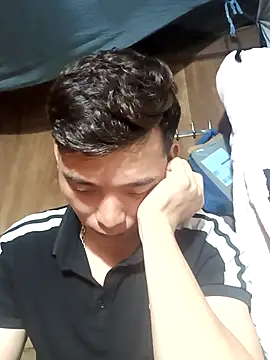 sanu551 online show from February 2026 01:40:01 AM