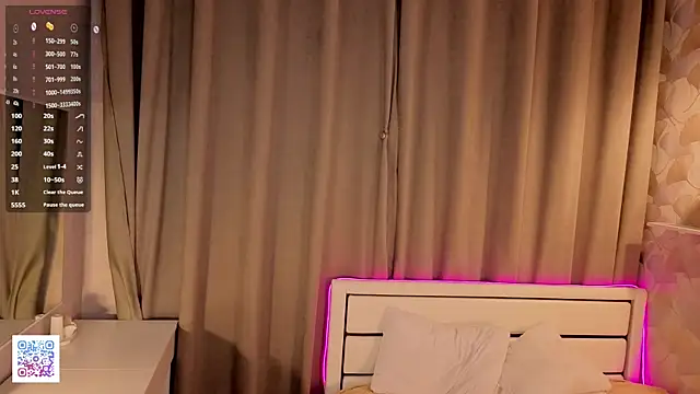 CoraleeSpadlin online show from December 2025 04:30:01 PM