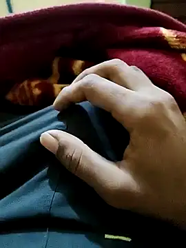 bigdick2299 online show from December 2025 02:43:02 PM