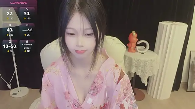 -Annababy online show from April 2026 08:50:01 PM