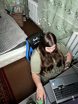 MariasV online show from December 2025 04:41:01 PM