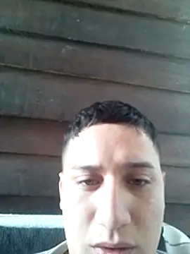 Snapshot of Alvarezz0202 chatting on June 2026 03:07:01 PM Alvarezz0202 online show from June 2026 03:07:01 PM