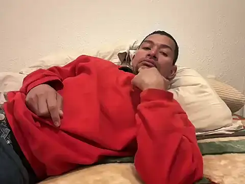 Snapshot of esleider12 chatting on December 2025 10:49:02 AM esleider12 online show from December 2025 10:49:02 AM