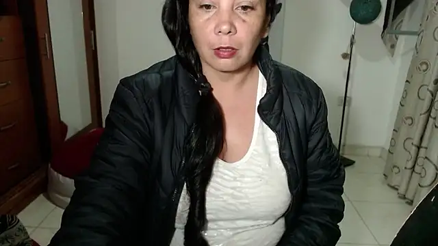 vivian-milf online show from May 2026 02:26:02 AM
