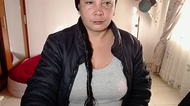 vivian-milf online show from February 2026 12:26:01 PM