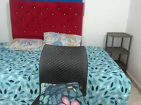 libby blonde online show from November 2025 02:06:02 PM