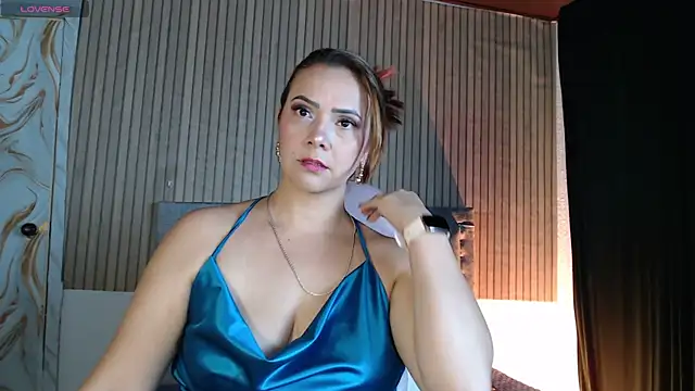 Snapshot of Karla_Ferrer_x chatting on July 2026 02:35:01 PM Karla Ferrer x online show from July 2026 02:35:01 PM