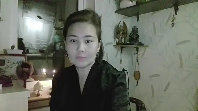 Nettie Allie online show from December 2025 07:45:01 PM