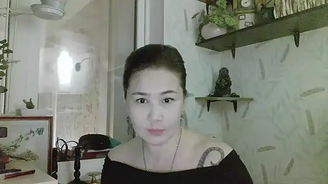 Nettie Allie online show from February 2026 07:38:01 PM