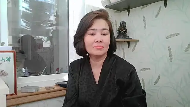 Nettie Allie online show from December 2025 08:53:01 AM