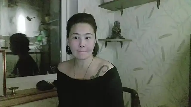 Nettie Allie online show from December 2025 09:18:02 PM