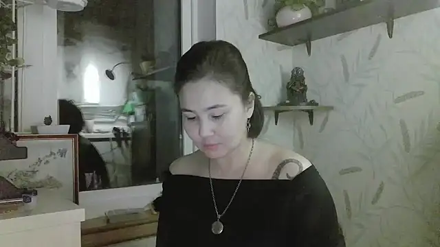 Nettie Allie online show from January 2026 06:13:02 PM