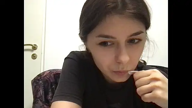 Snapshot of BaldPussyPrincess chatting on December 2025 12:51:01 PM BaldPussyPrincess online show from December 2025 12:51:01 PM