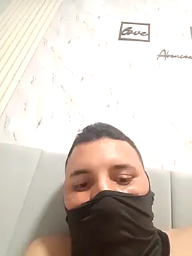 Cugulosojmbv online show from December 2025 05:45:01 PM