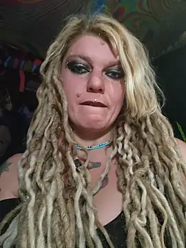Horny hippie online show from January 2026 10:18:01 AM