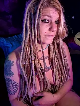 Horny hippie online show from December 2025 08:02:02 AM