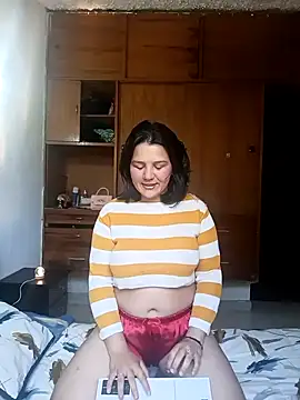 Amie g online show from November 2025 01:44:01 PM