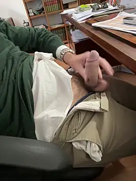 Snapshot of Grossooocazz chatting on November 2025 09:53:01 AM Grossooocazz online show from November 2025 09:53:01 AM