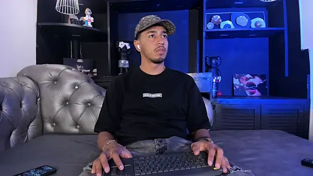 Brand Collins online show from February 2026 12:35:01 PM