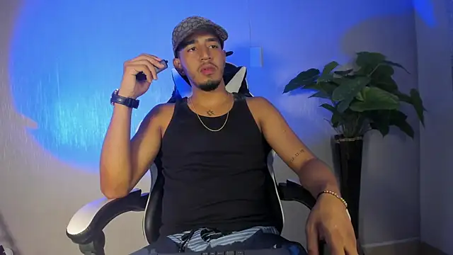 Brand Collins online show from December 2025 09:50:02 PM