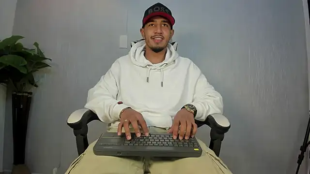 Brand Collins online show from January 2026 11:27:02 AM