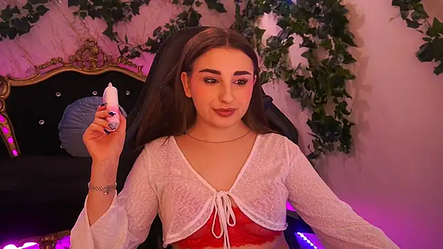 NaomiBaae online show from December 2025 02:27:02 PM