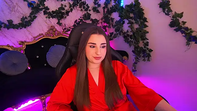 NaomiBaae online show from December 2025 02:18:01 PM